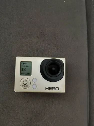 ÚLTIMO VALOR Gopro Hero 3 com acessórios + bateria reserva + maleta + chave 