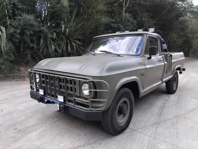 Chevrolet C-14 2.5/4.1 1975