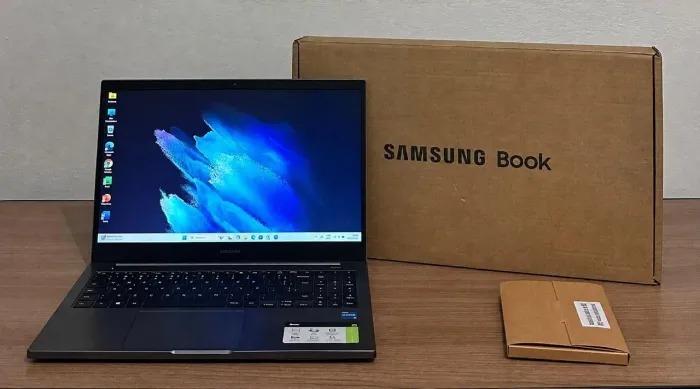 Vendo Notebook Samsung Book i3