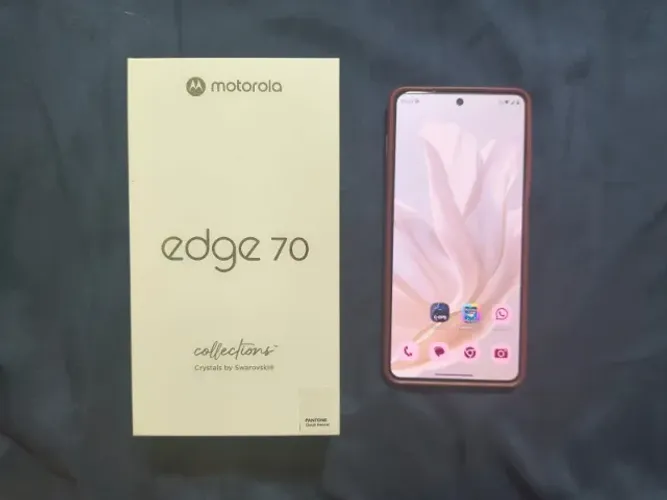 Moto Edge 70 Edição Crystals 12ram 512 Armazenamento