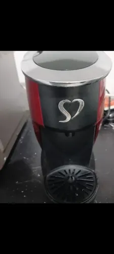 Cafeteira elétrica 3 corações
