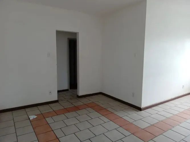 OPORTUNIDADE NO CANELA! APARTAMENTO 3 QUARTOS AMPLO E NASCENTE TOTAL