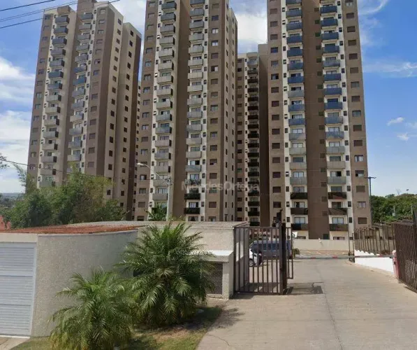 Apartamento com 2 dormitórios para alugar, 52 m² por R$ 3.530,00/mês - Parque Campolim - S
