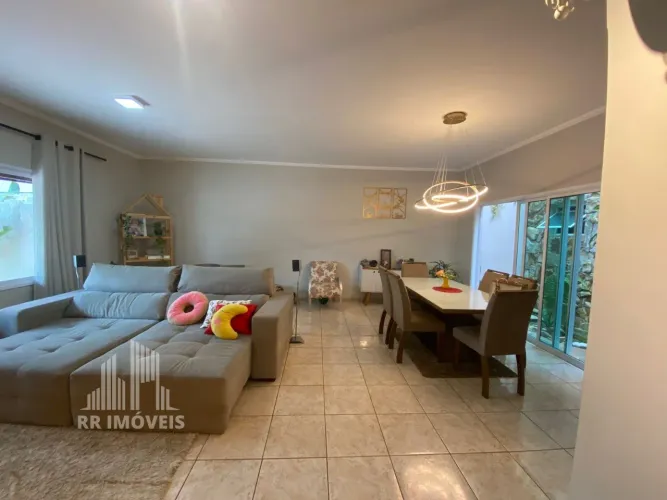 RR0039 Casa a Venda 380m² JARDIM MACARENKO - OPORTUNIDADE - 3 Dorms 4 Vagas - Sumaré, SP -