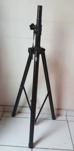 Tripé para caixa de som 