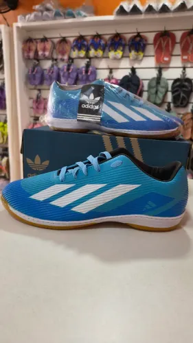 Tênis futsal adidas