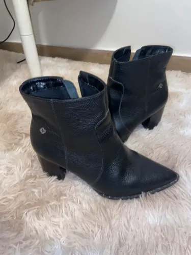 Bota