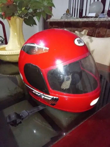 Capacete ONE para moto 