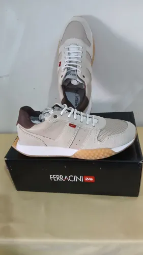 Sapatenis Ferracini 39
