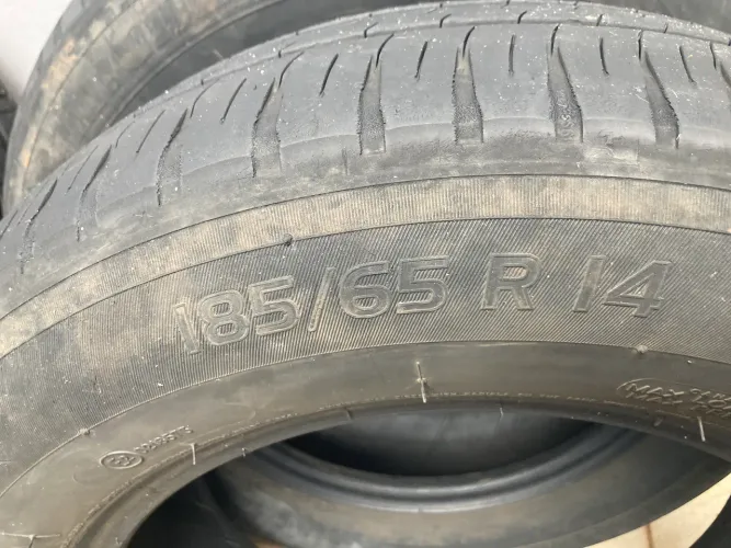 Pneu aro 14