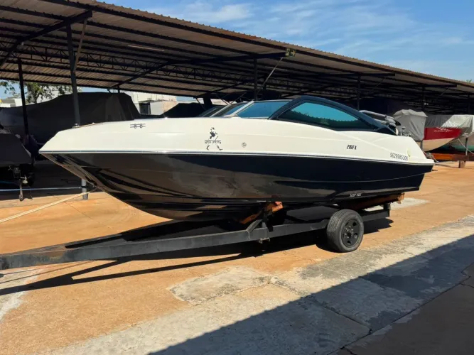 Lancha Focker 210 FX
