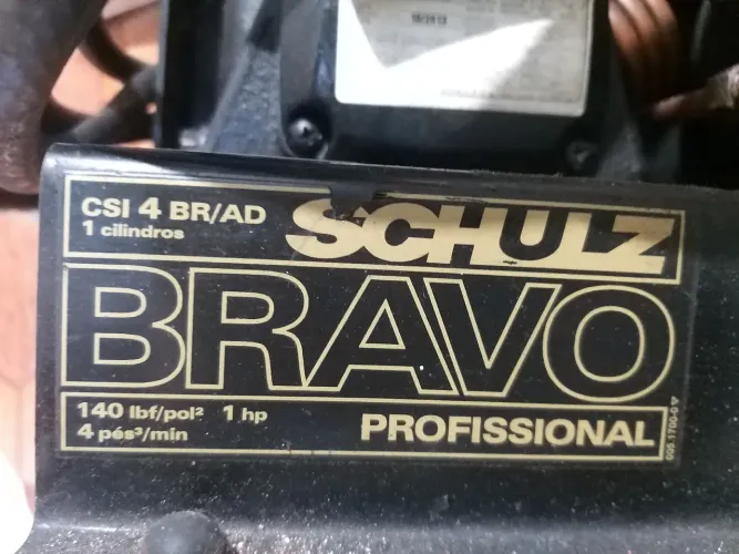Vendo motor de Poço arteziano proficional (watt * )