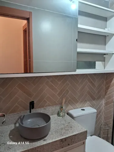 Apto lindo de 02 quartos para o nascente!