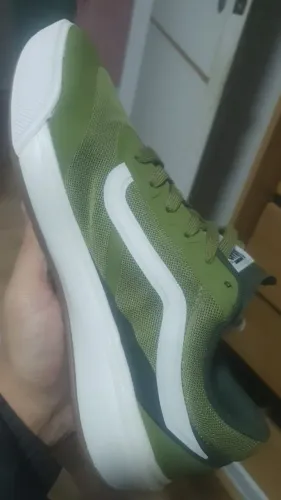 Tênis Vans UltraRange - N°41