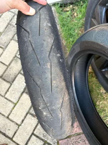Pneu Pirelli super corsa 