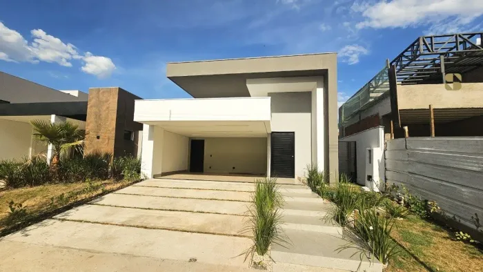 Casa no Condomínio Belvedere 2 à Venda, Cuiaba MT
