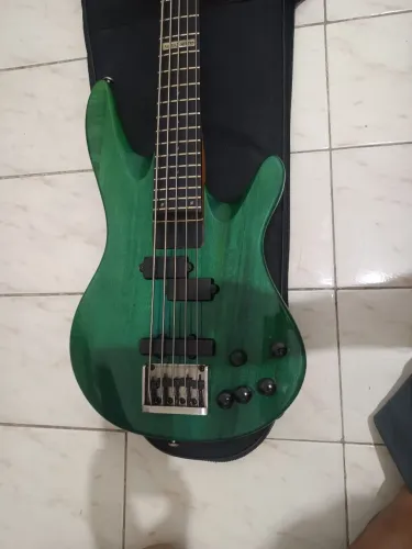 Baixo Samik Saturn 5 cordas