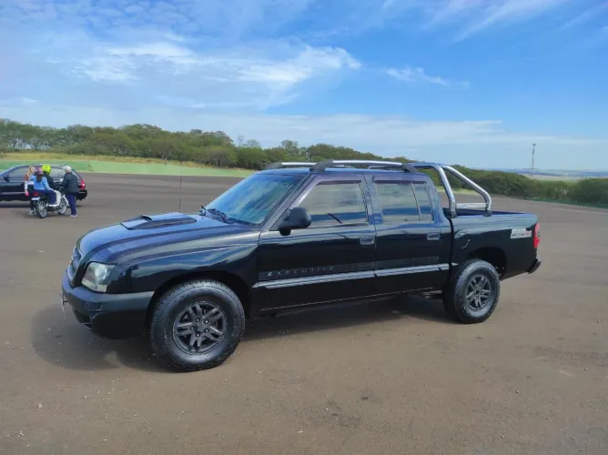 Chevrolet S10 Pick-up Exec. 2.8 4X4 CD TB Int.dies 2002