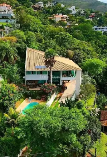 Casa à venda no Condomínio Veredas das Gerais