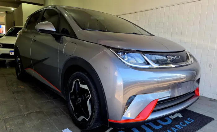 BYD Dolphin EV (Elétrico) 2024