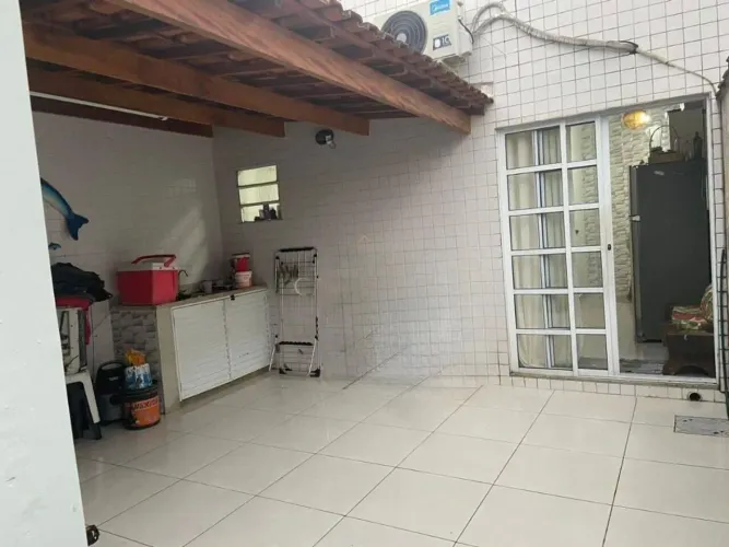 Casa com 2 dormitórios à venda - Vila Guilhermina - Praia Grande/SP