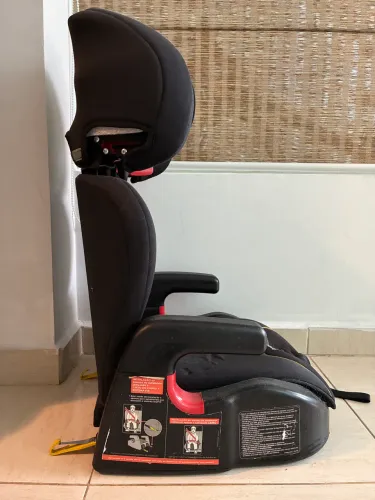 Assento de elevação Burigotto com isofix, apoio de braços e costas 