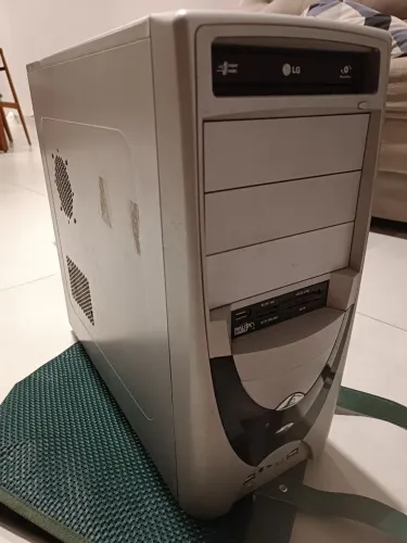 Computador LG antigo