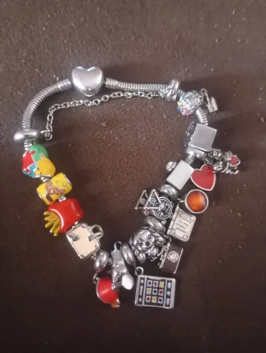 Pulseira berloque em aço 