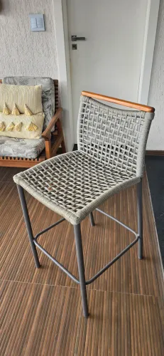Banquetas modernas e lindas