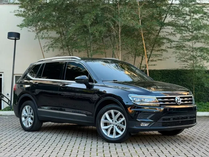 Volkswagen Tiguan Allspac Comf 250 TSI 1.4 Flex 2018