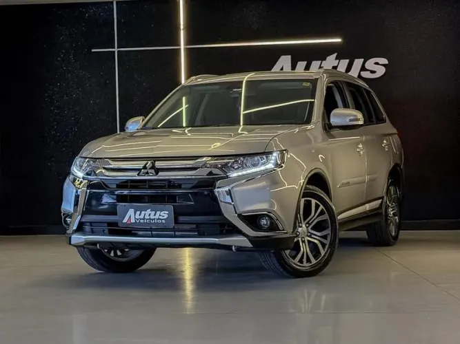 Mitsubishi Outlander Comfort 2.0 16V Aut. 2018