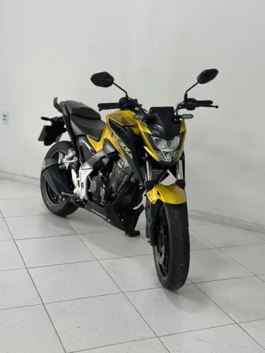 CB TWISTER 300 F