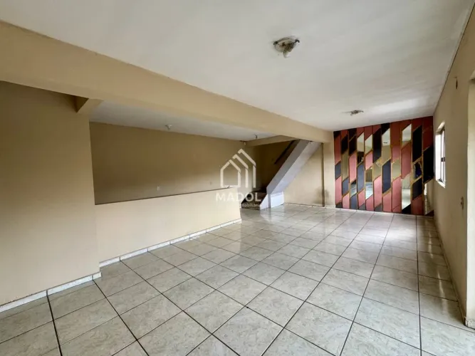 Apartamento duplex para locação, por R$ 1.800,00.