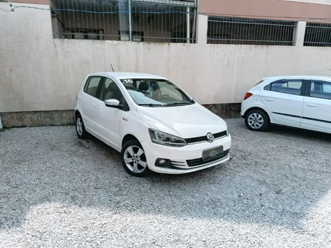Volkswagen Fox Rock IN RIO 1.6 MI Total Flex 8V 5P 2016