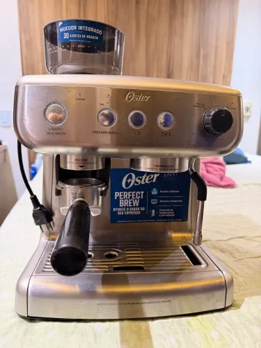 Cafeteira Espresso Oster Xpert Perfect Brew (Máquina de café)
