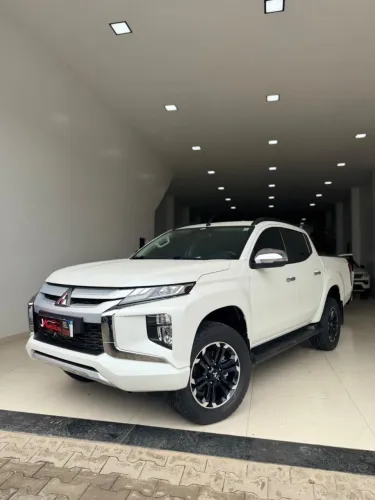 Mitsubishi L200 Triton Sport HPE 2.4 CD Diesel Aut. 2024