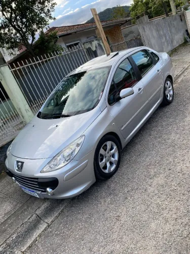 Peugeot 307 Sed.feline/griff 2.0/2.0 Flex 4P AUT 2010