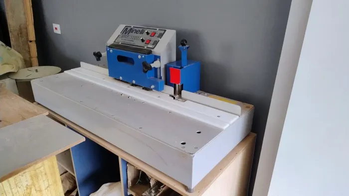 Refiladora de Fita de Borda Minelli MRF-1000 Profissional - Excelente Estado