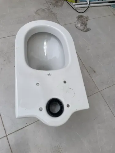 Vaso sanitário Luna Speciale com caixa acoplada 