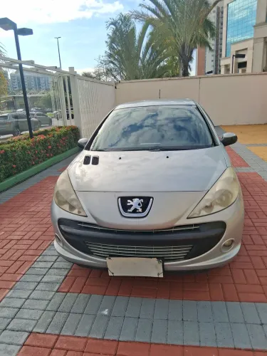 Peugeot 207 Sedan Passion XS 1.6 Flex 16V 4P AUT 2010