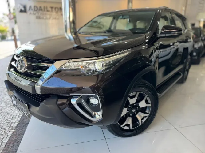 Toyota Hilux SW4 SRX Diamo. 4X4 2.8 TB DIE AUT 2020