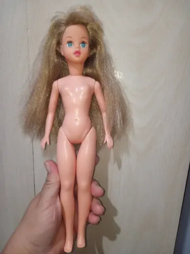 Boneca Susi pescoço de cone da Estrela anos 90 