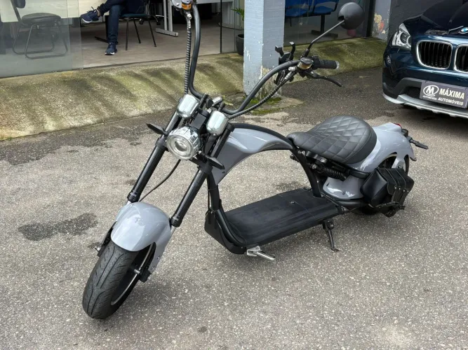 Moto Chopper Gloov P1-R 2000W p Gasolina 2020/202