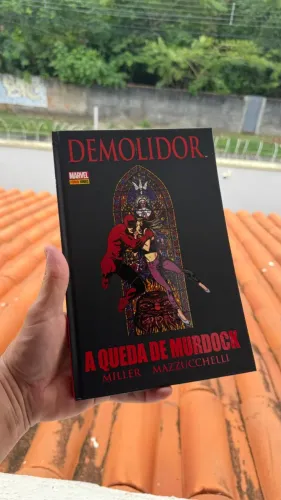 HQ DEMOLIDOR - A QUEDA DE MURDOCK - CAPA DURA - NOVO