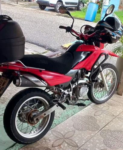 bros 150 carburada. 8000