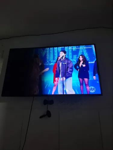 Tv Sansumg 49 polegadas smart com defeito. 