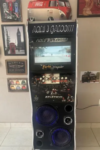 Máquina Jukebox / Caça-Música Temática do Atlético-MG (Com Bluetooth)