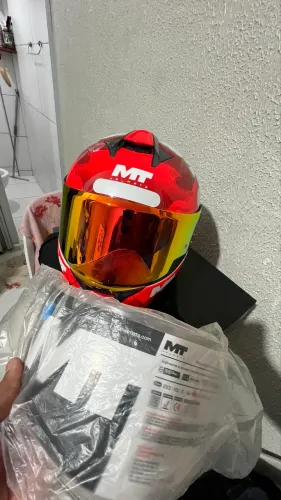 Capacete MT YAMANAKA
