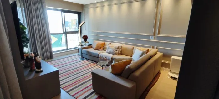 Apartamento de Luxo no Edifício New York 60 metros do Mar em Balneário Camboriú