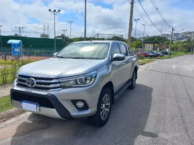 Toyota Hilux CD SRX 4X4 2.8 TDI 16V Diesel Aut. 2019